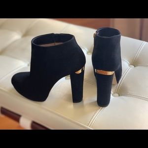 Suede Michael Kors ankle booties